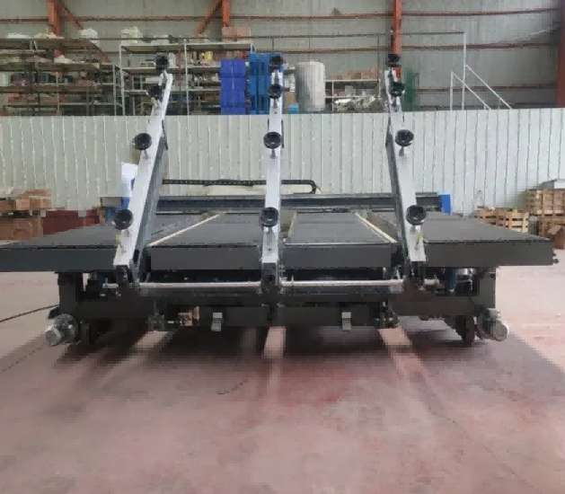 इन्सुलेट ग्लाससाठी उच्च-परिशुद्धता स्वयंचलित CNC ग्लास कटिंग मशीन